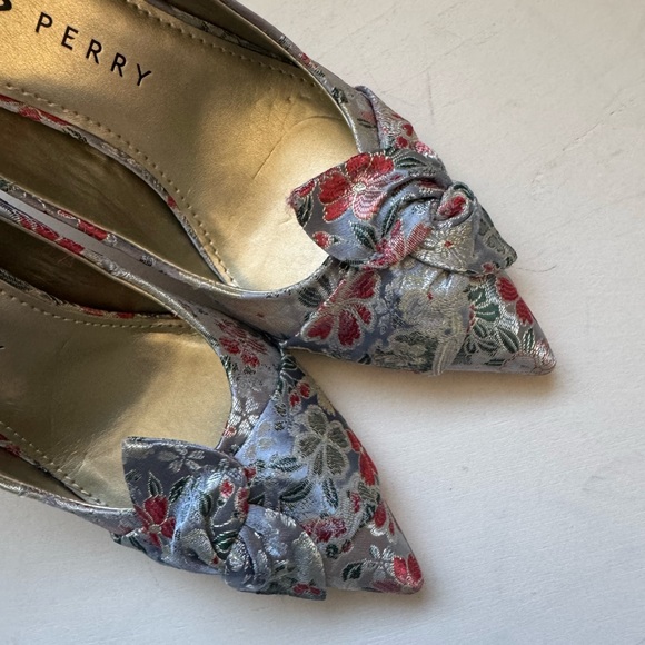 Katy Perry The Revival Bow Pumps - Picture 9 of 16